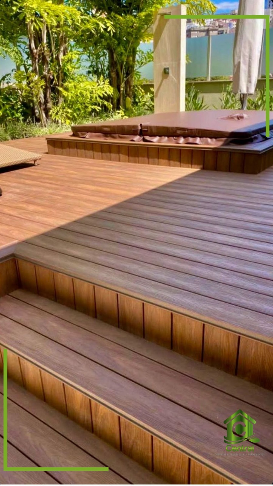 Deck elevado de madeira plástica